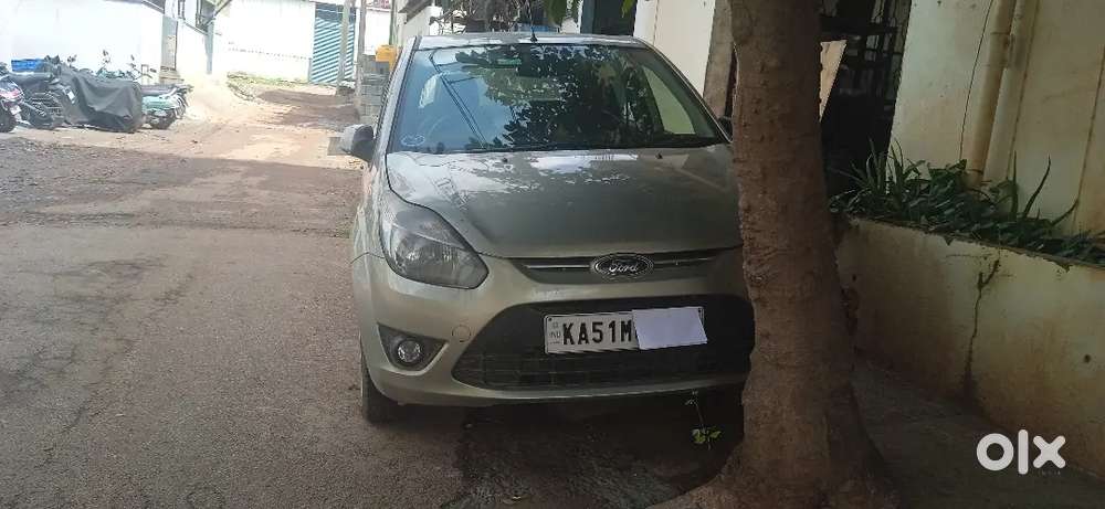 Ford Figo Petrol Lxi 2011