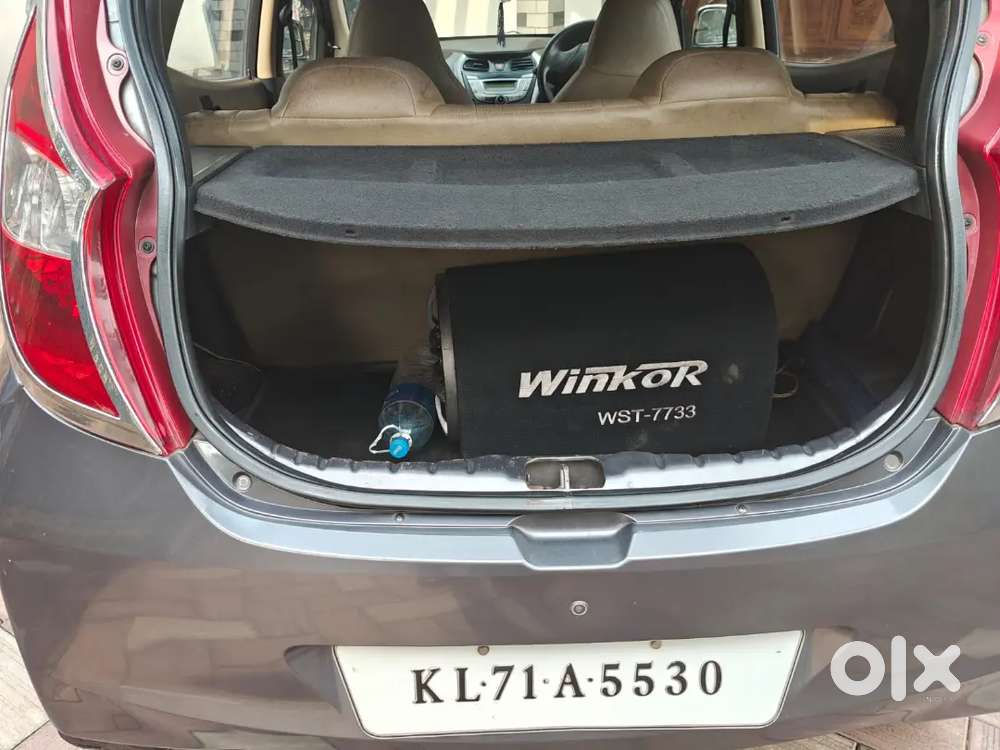 Hyundai Eon 2014 Last Model Petrol 100000 Km Driven