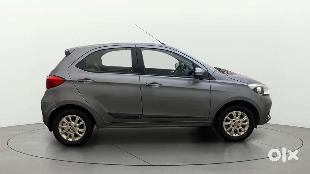 Tata Tiago 1.2 Revotron Xza, 2018, Petrol