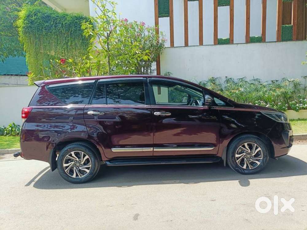 Toyota Innova Crysta [2020-ongoing] 2.4 Gx At 7 Str, 2022, Diesel