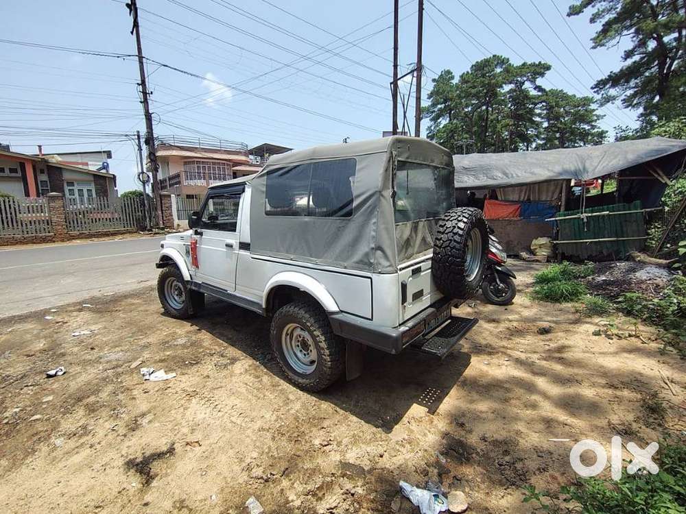 Maruti Suzuki Gypsy King St Bs-iv, 2013, Petrol