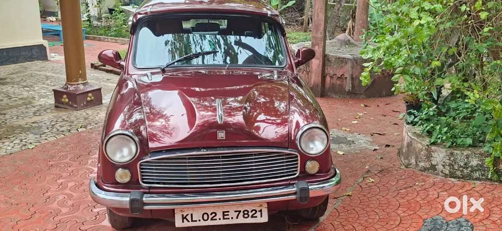 Ambassador Ambassador 1997 Diesel 100000 Km Driven