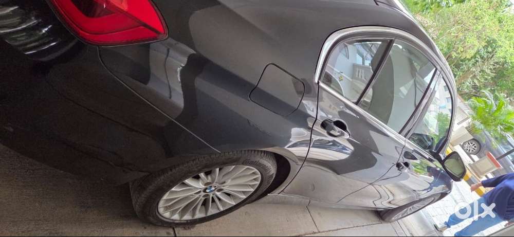 Bmw 3series , Luxury Line,automatic, Black Colour,petrol, With Sunroof