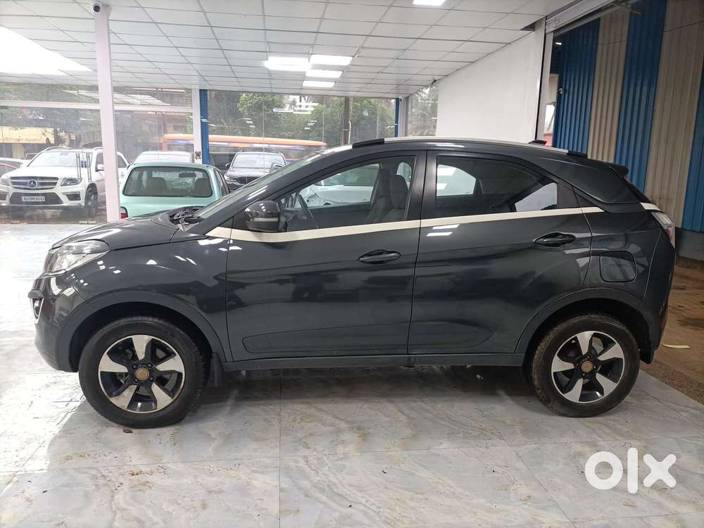 Tata Nexon 1.2 Revotron Xz Plus, 2018, Petrol
