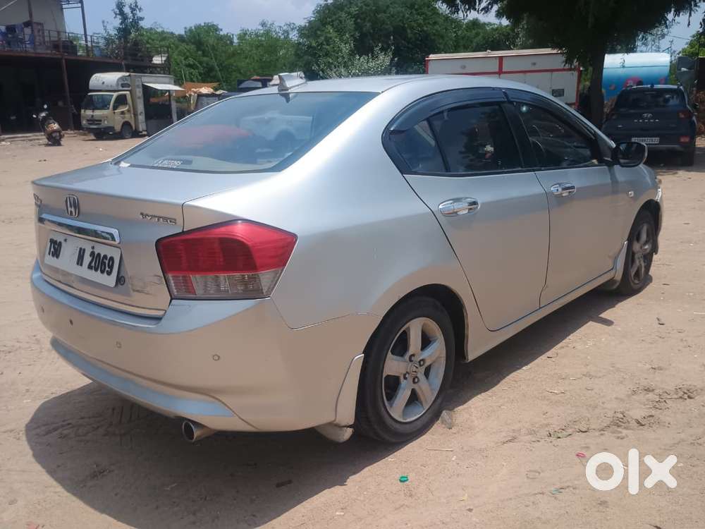 Honda City V At, 2011, Petrol