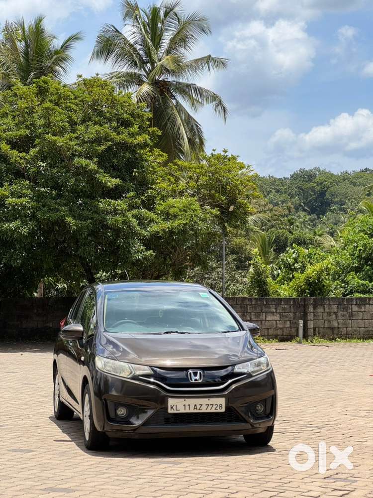 Low Kilometre Honda Jazz 2015