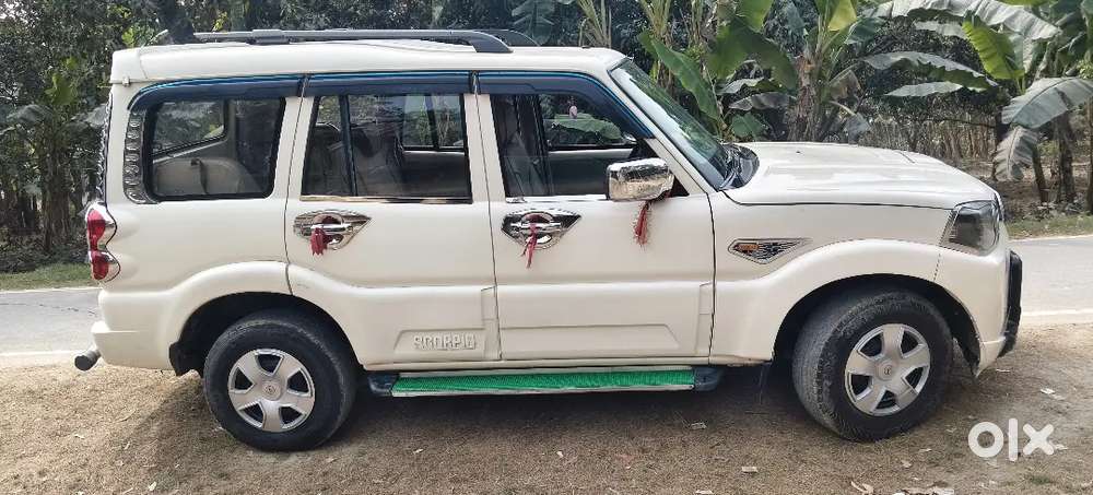 Mahindra Scorpio 2016