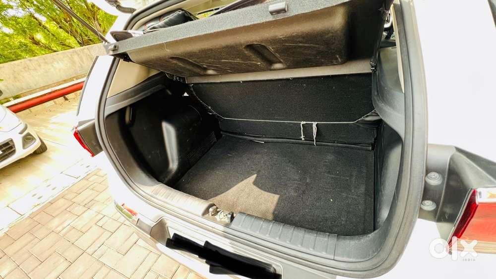 Kia Sonet Htk 2021