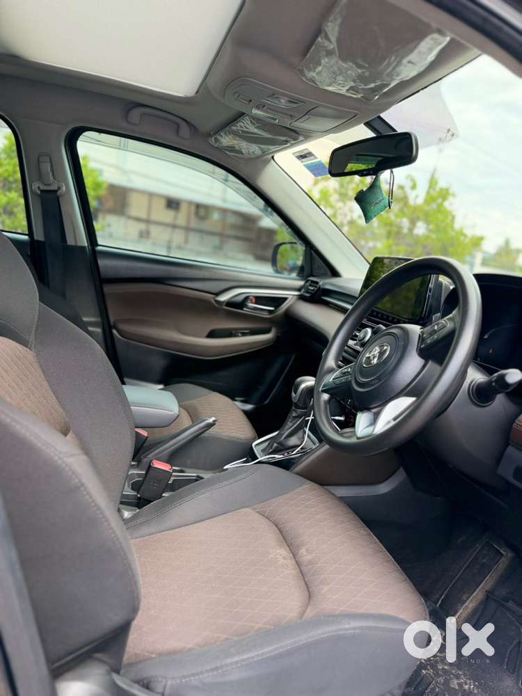 Toyota Urban Cruiser 2024 Hybrid Edition