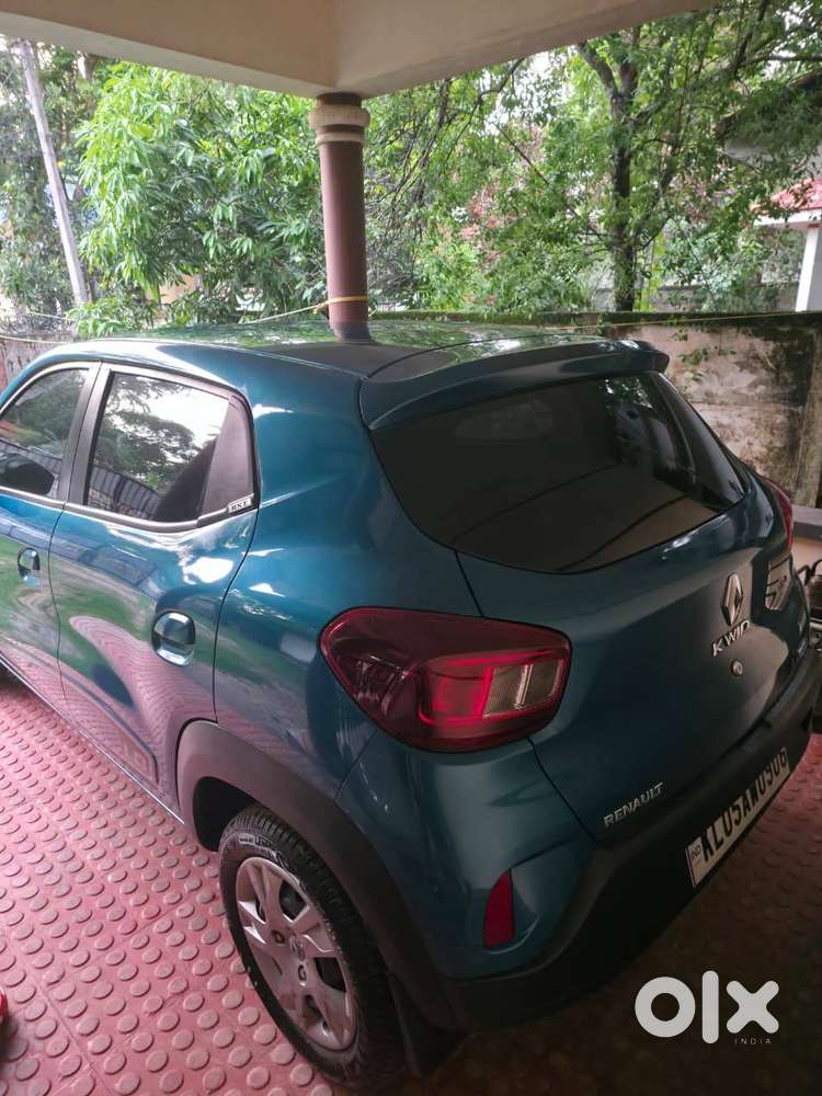 Kwid Automatic Less Driven