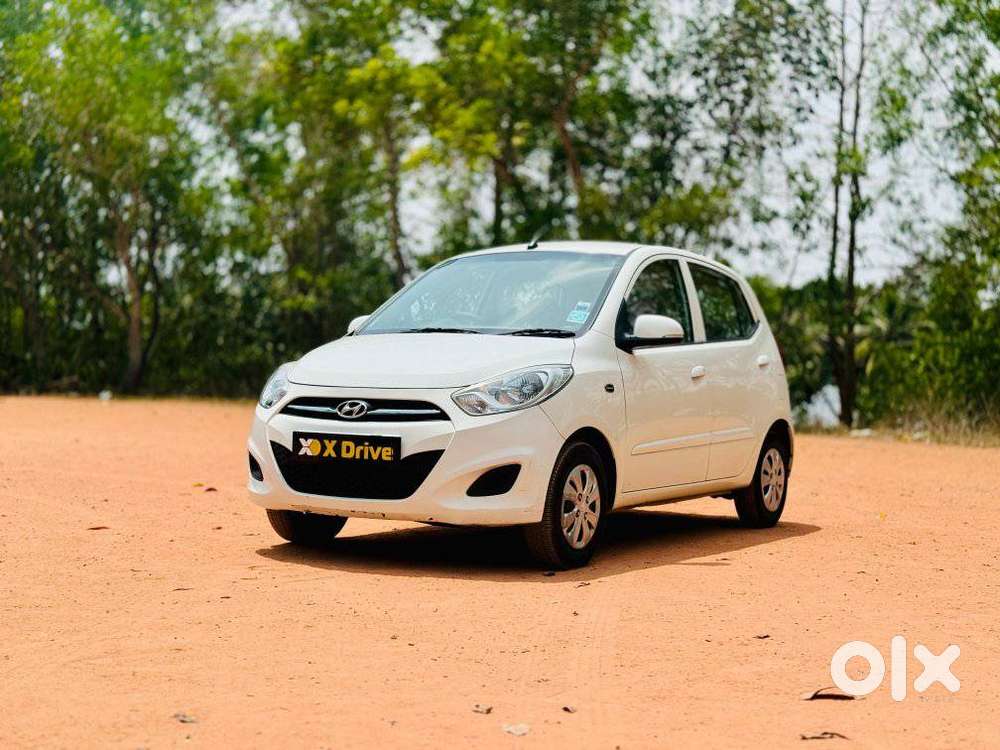 Hyundai I10 Sportz At, 2012, Petrol