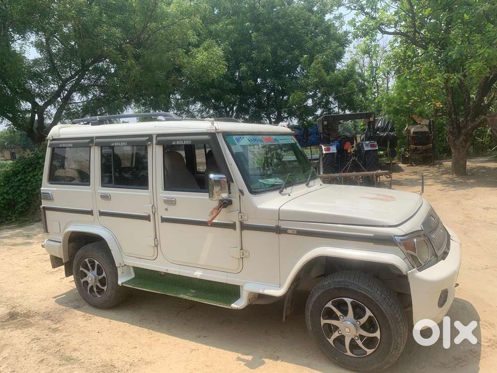Mahindra Bolero Neo 2013