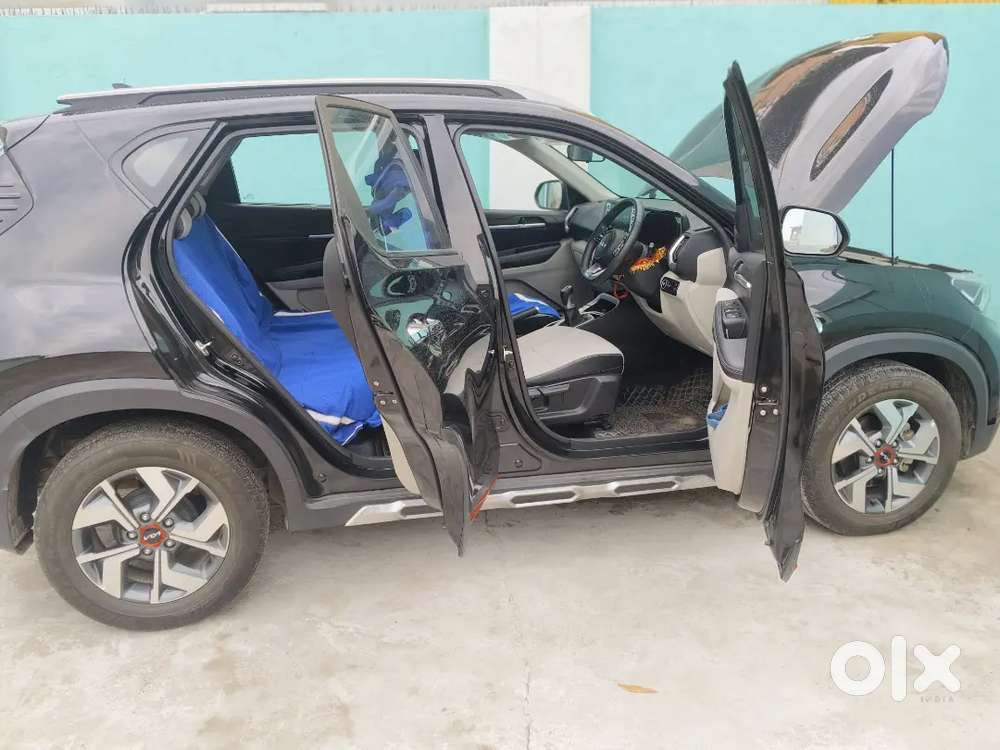 Kia Sonet 2023 Petrol Well Maintained, Single Handed