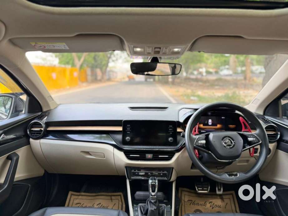 Skoda Slavia 1.0 Tsi Style At, 2023, Petrol