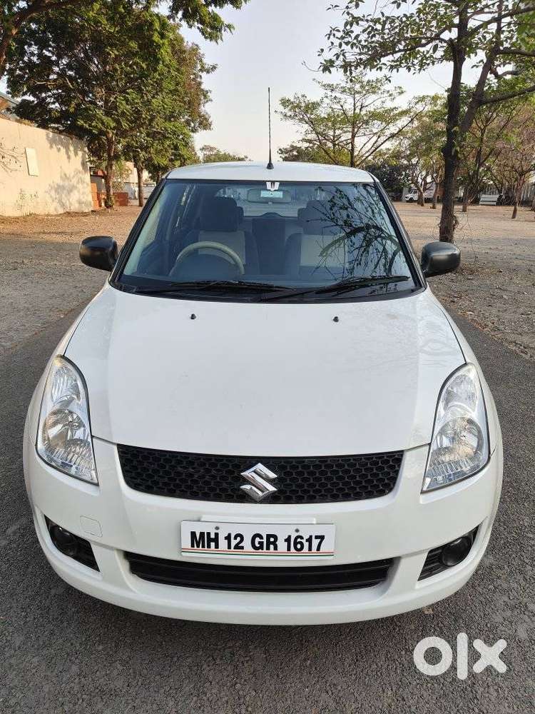 Maruti Suzuki Swift Vxi 1.2 Abs Bs-iv, 2011, Petrol