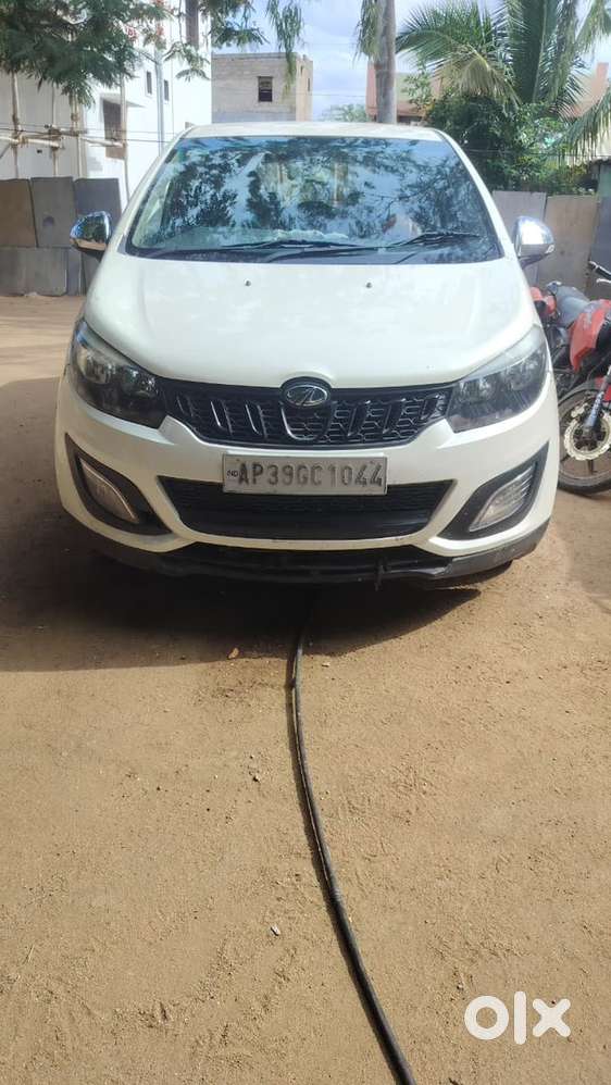 Mahindra Marazzo Diesel 2020