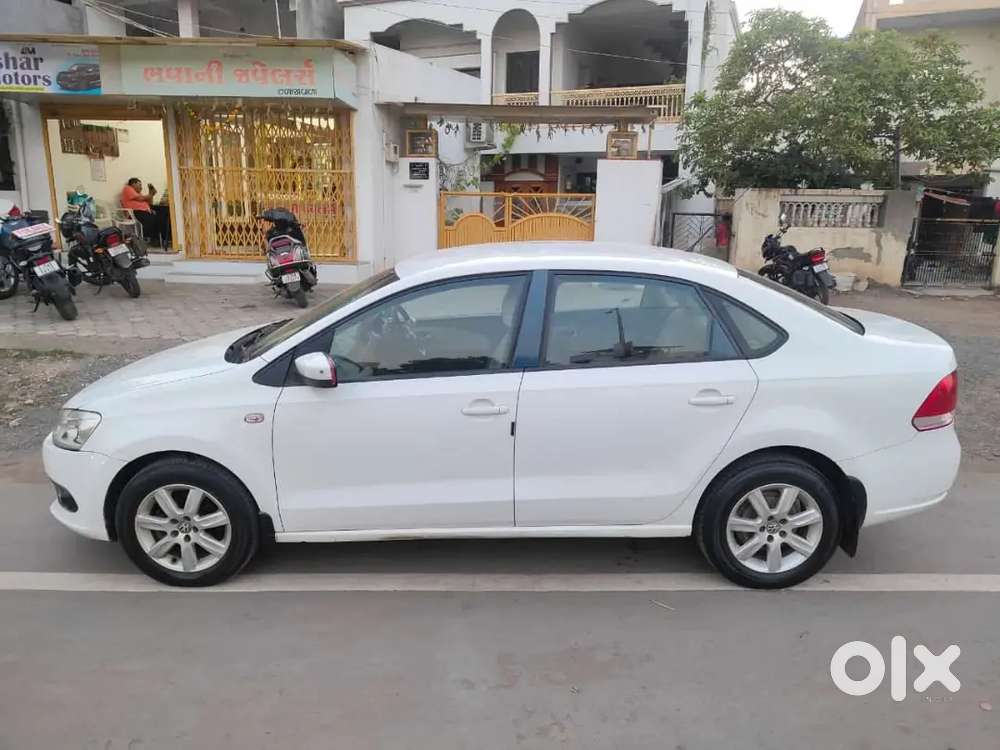 Volkswagen Vento Highline 2011