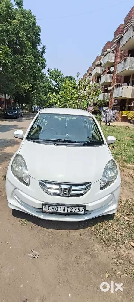 Honda Amaze 2013 Petrol Well Maintained