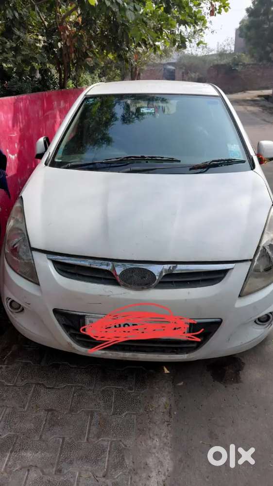 Hyundai I20 2012 Petrol 93000 Km Driven