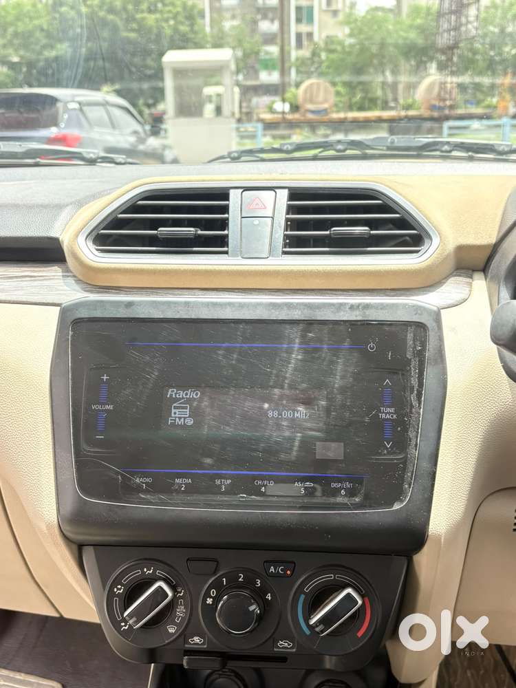 Maruti Suzuki Dzire 1.2 Vxi, 2022, Petrol