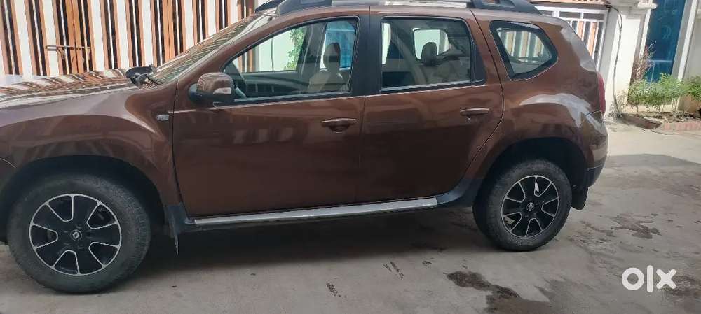 Renault Duster 2017 Diesel 74000 Km Driven