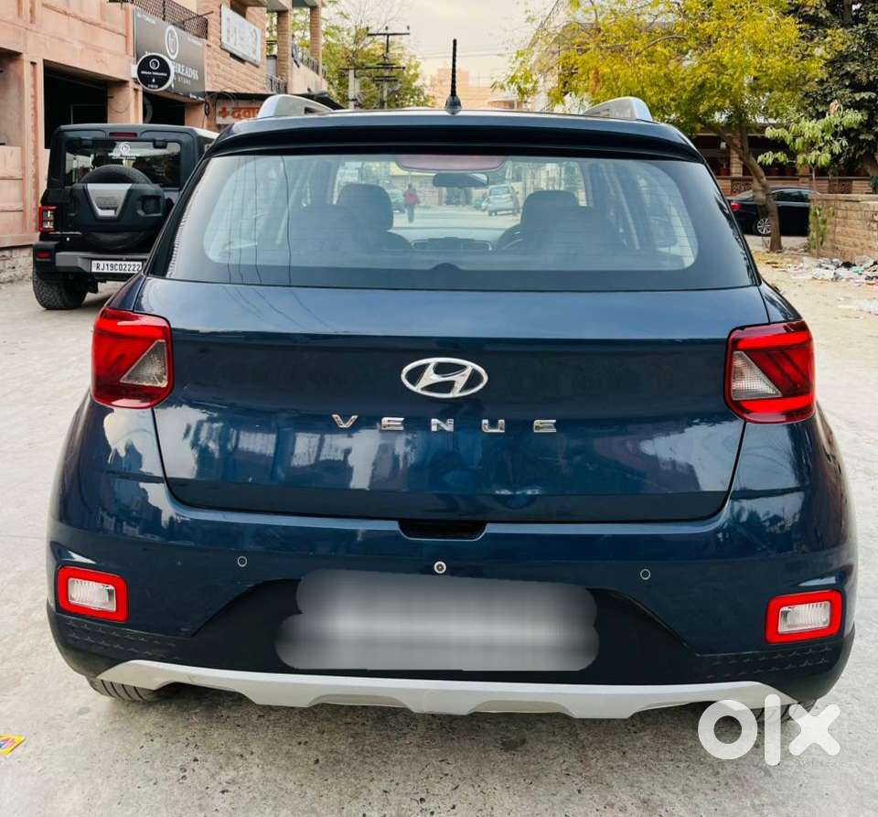 Hyundai Venue S 1.2 Petrol, 2022, Petrol