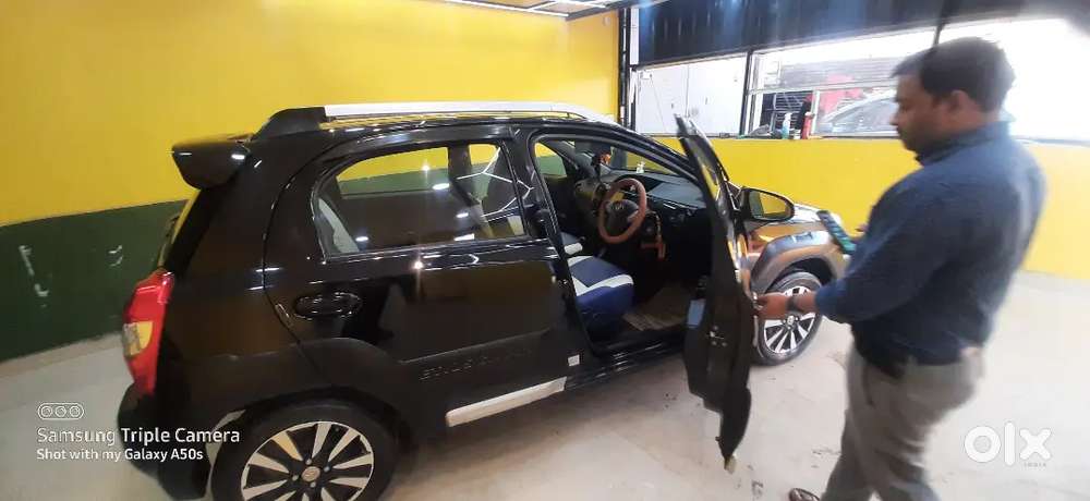 Toyota Etios Cross 2015