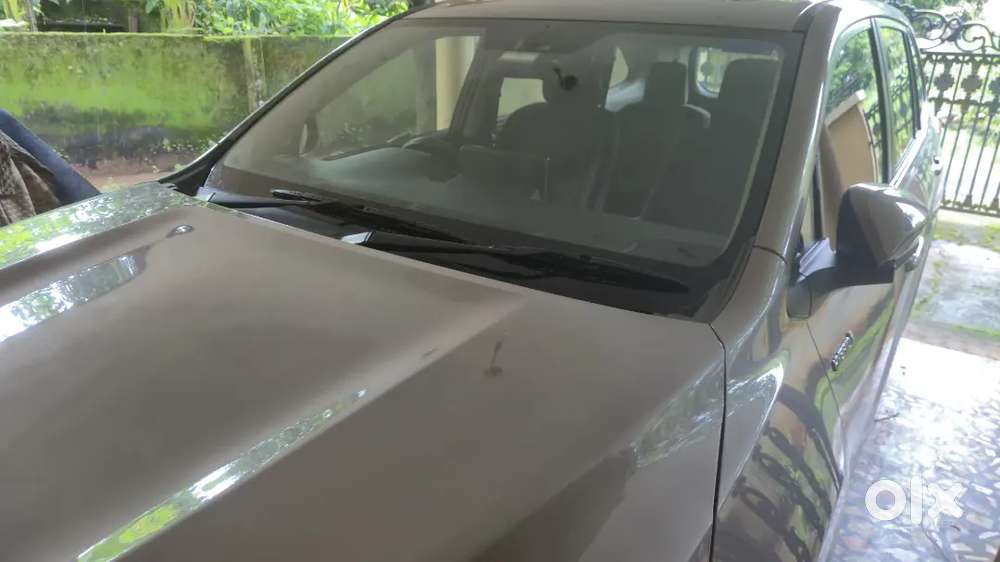 Toyota Innova Hycross 2024 Aug Petrol Hybrid 9400 Km Driven