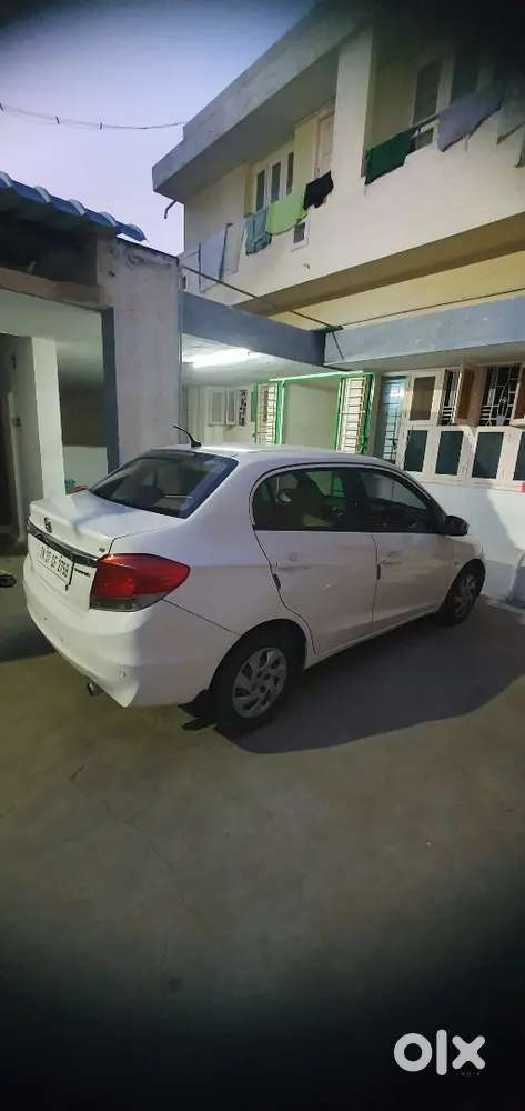 Honda Amaze Super Mileage Diesel Car 2013 End Model Smt I-dtec