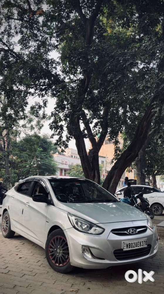 Hyundai Verna Petrol 2014