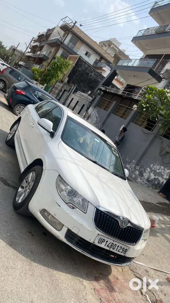 Skoda Superb Elegance 2012