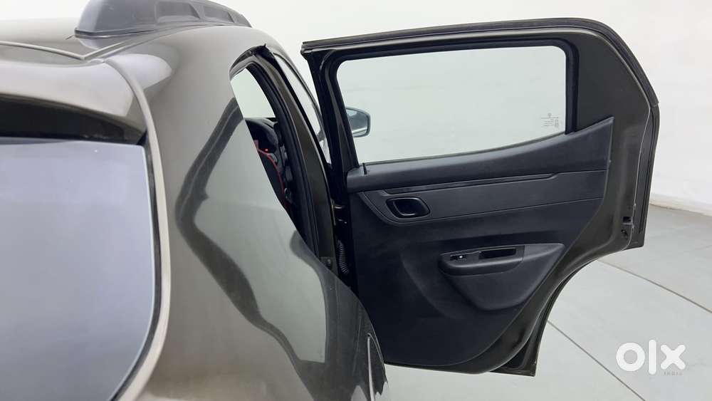 Renault Kwid 2019-ongoing 1.0 Rxt (o), 2020, Petrol