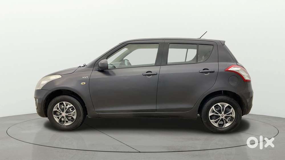 Maruti Suzuki Swift 1.2 Lxi (o), 2017, Cng & Hybrids