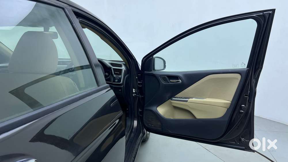 Honda City I-vtec S, 2016, Petrol