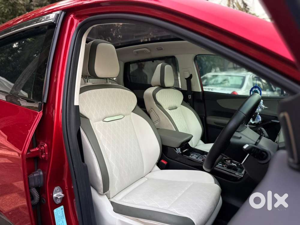 Mahindra Xev 9e Pack Three (top Model), 2025, Electric