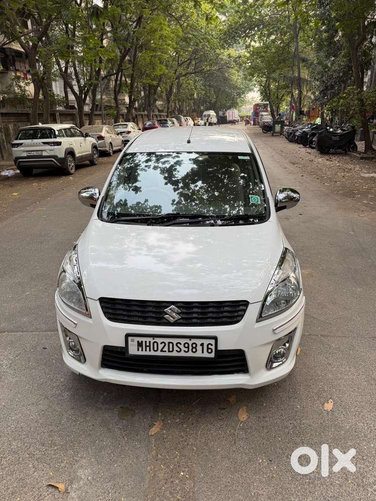 Maruti Suzuki Ertiga Vxi Petrol/cng