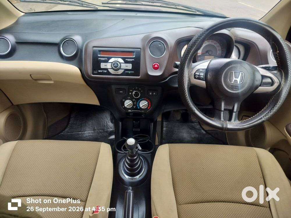 Honda Brio Vx Mt, 2013, Petrol