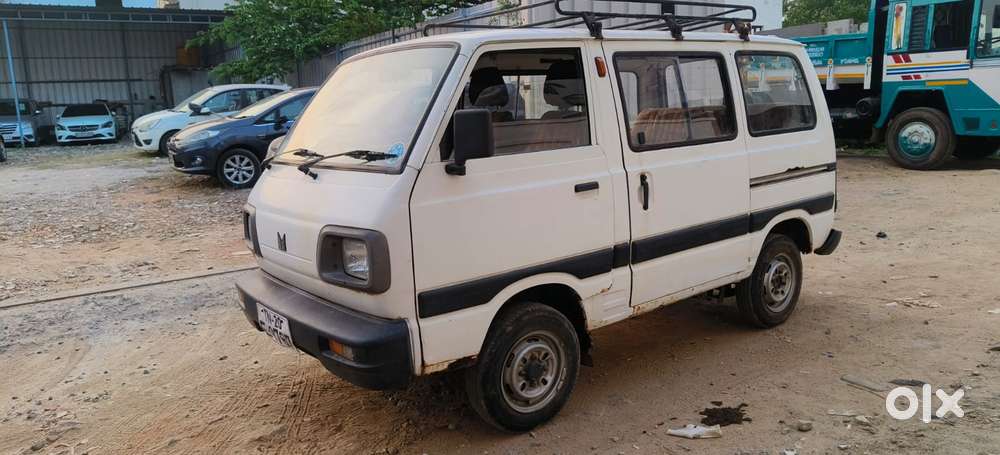 Maruti Suzuki Omni 8 Seater, 2001, Petrol