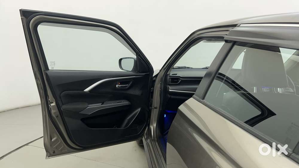 Maruti Suzuki Swift Zxi Plus, 2024, Petrol