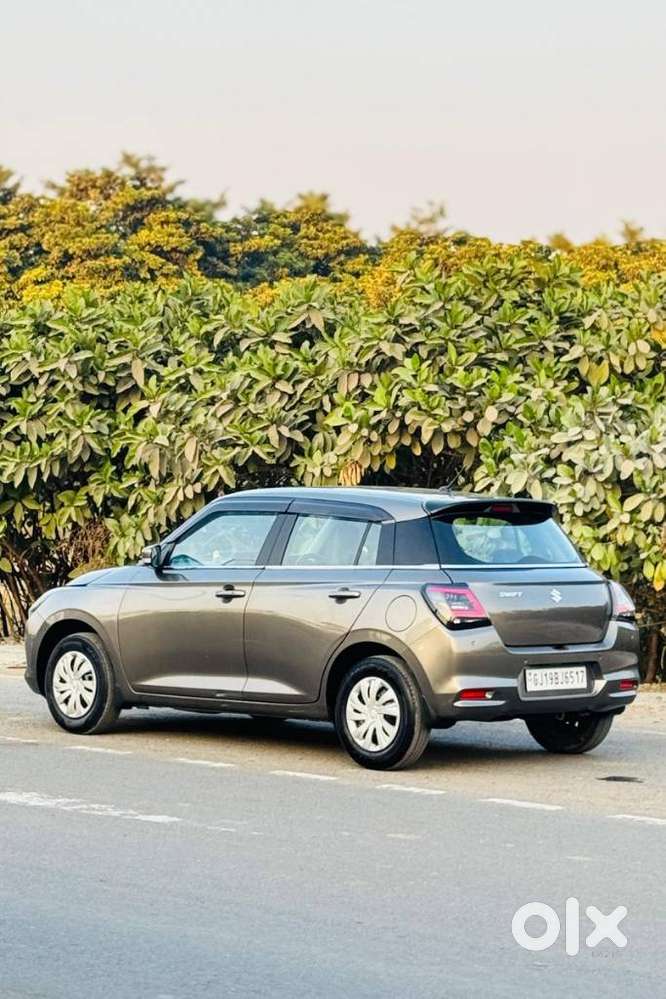 Maruti Suzuki Swift Vxi Optional, 2024, Petrol