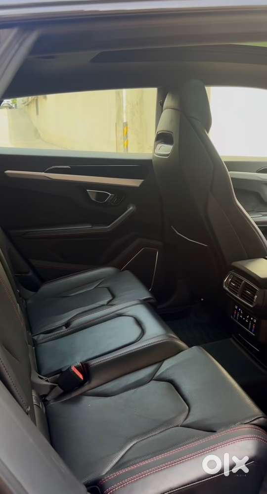 Lamborghini Urus 2021 Petrol