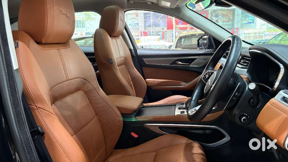 Jaguar F-pace 2.0 R Dynamic S, 2023, Petrol