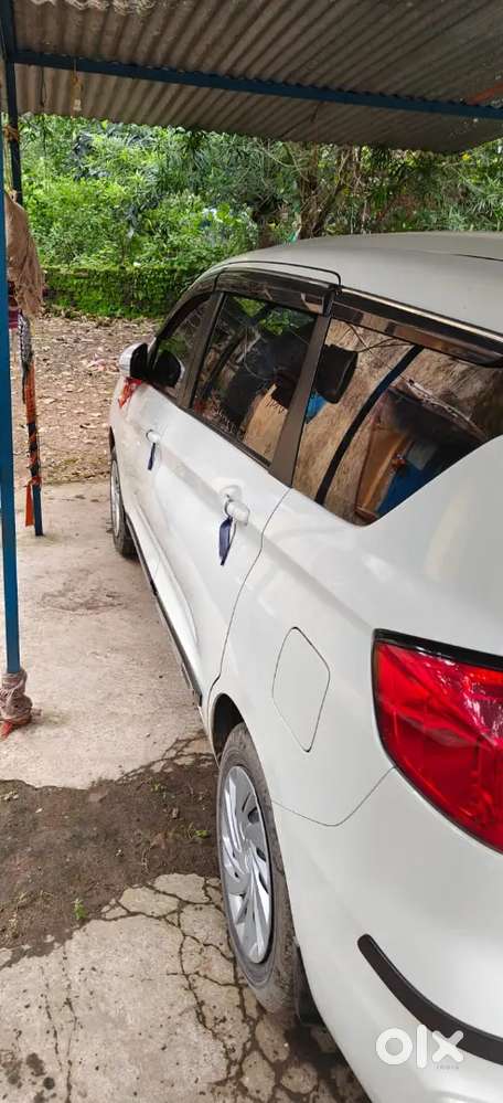 Maruti Suzuki Ertiga Vxi 2024