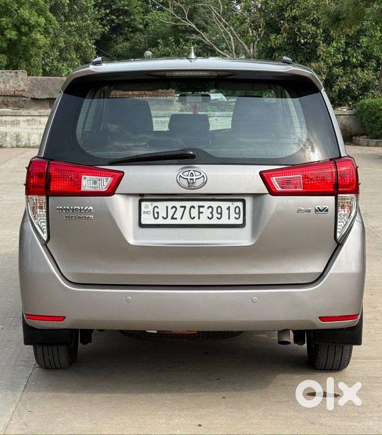 Toyota Innova Crysta 2.4 V 8 Str, 2018, Diesel