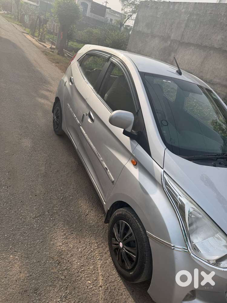 Hyundai Eon Petrol Manual 2015 Car