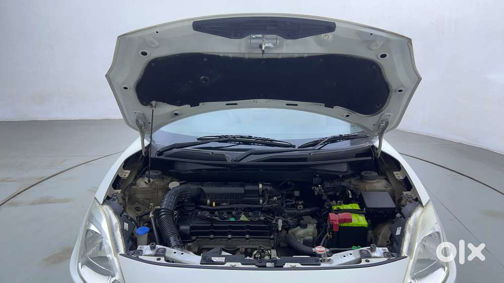 Maruti Suzuki Dzire 1.2 Zxi Amt, 2019, Petrol
