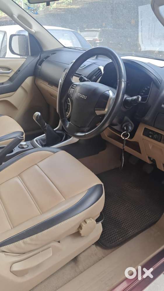 Isuzu V-cross Z Prestige 4x4 Mt, 2018, Diesel