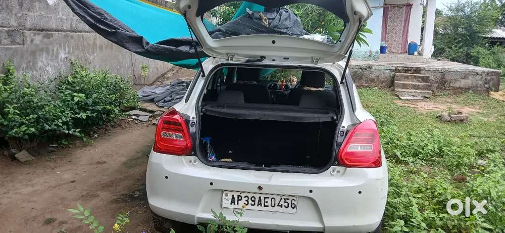 Maruti Suzuki Swift Vxi 2019