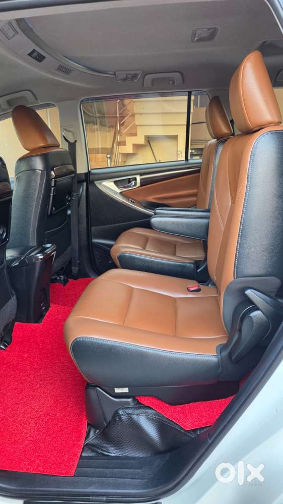 Toyota Innova Crysta 2.8z Automatic, 2021, Diesel