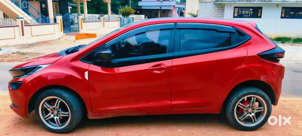 Tata Altroz 1.2 Xe 2021 Petrol